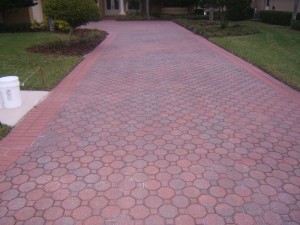 Tampa Driveway and sidewalk cleaning